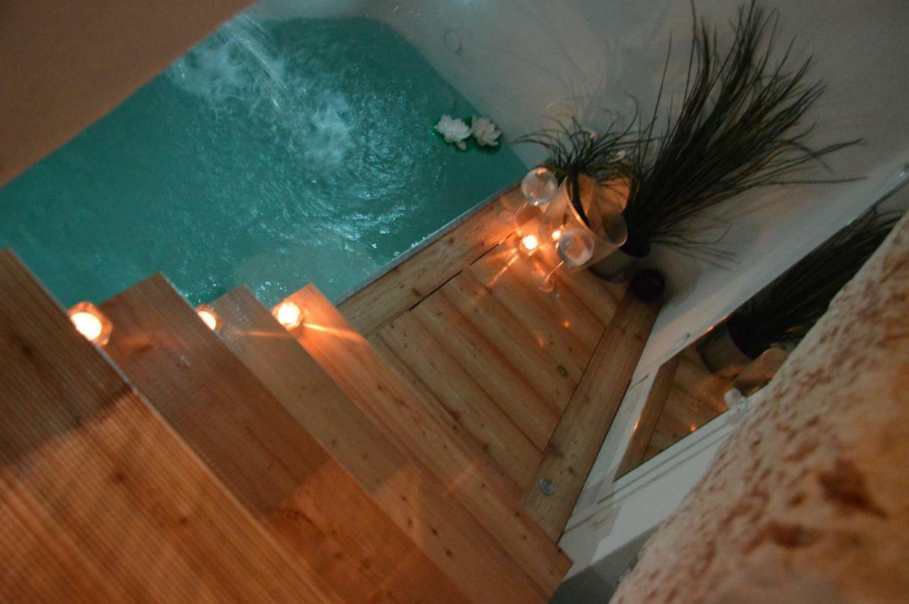 Appartamenti Ostuni 21Mqsuitehomes , Appartamento Con Mini Piscina Privata, Appartamenti Con Vasca Idromassaggio & Appartamenti Standard Zewnętrze zdjęcie