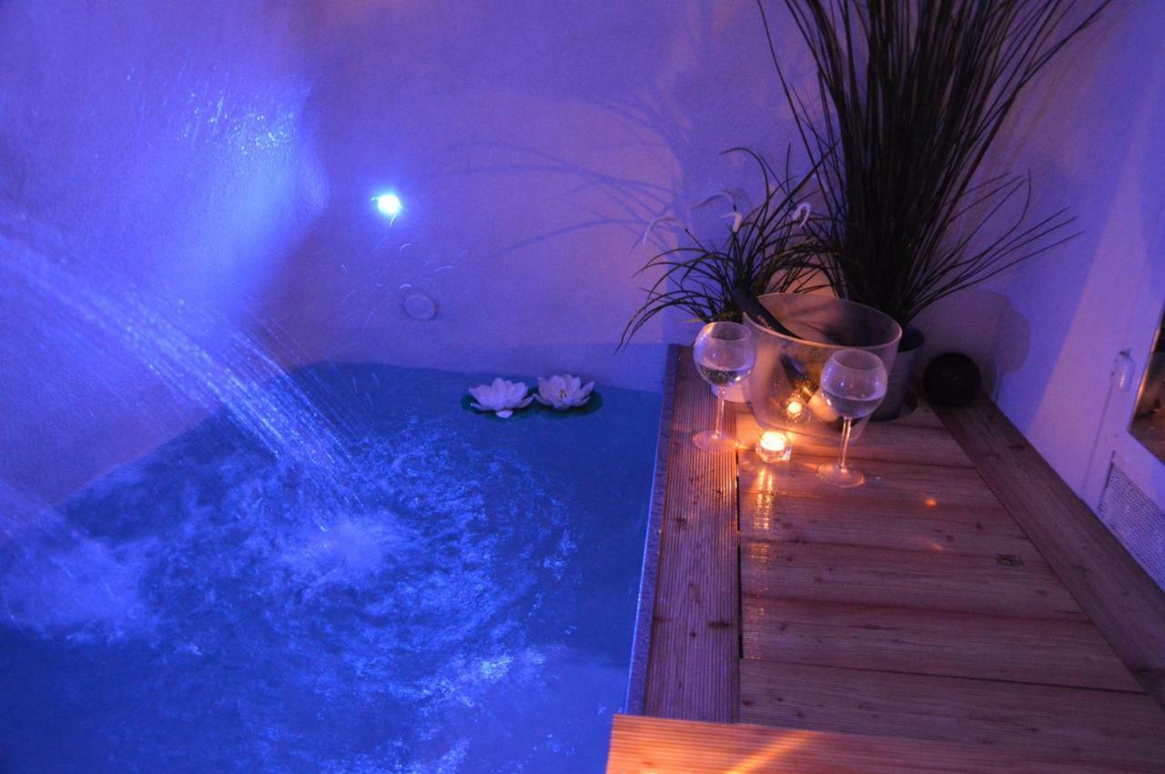 Appartamenti Ostuni 21Mqsuitehomes , Appartamento Con Mini Piscina Privata, Appartamenti Con Vasca Idromassaggio & Appartamenti Standard Zewnętrze zdjęcie