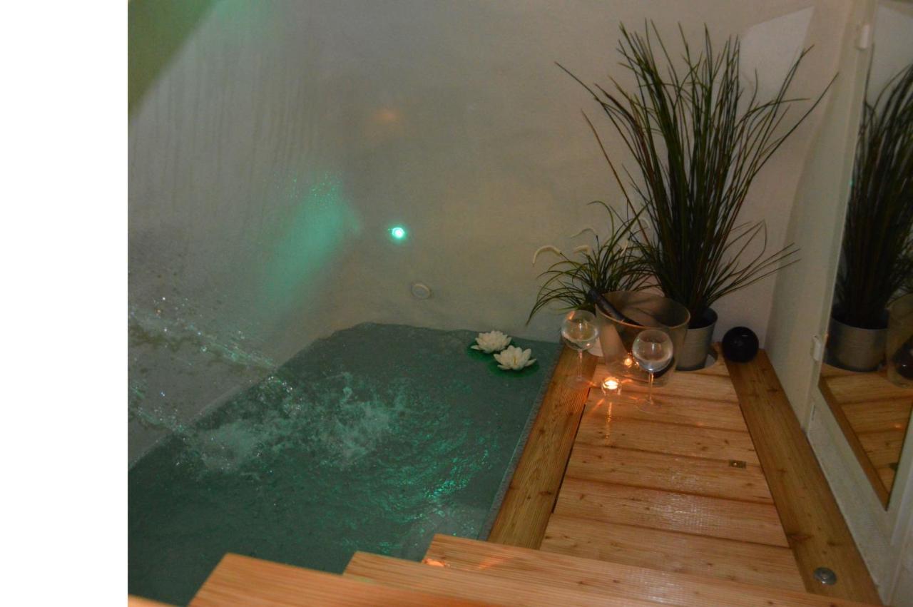 Appartamenti Ostuni 21Mqsuitehomes , Appartamento Con Mini Piscina Privata, Appartamenti Con Vasca Idromassaggio & Appartamenti Standard Zewnętrze zdjęcie